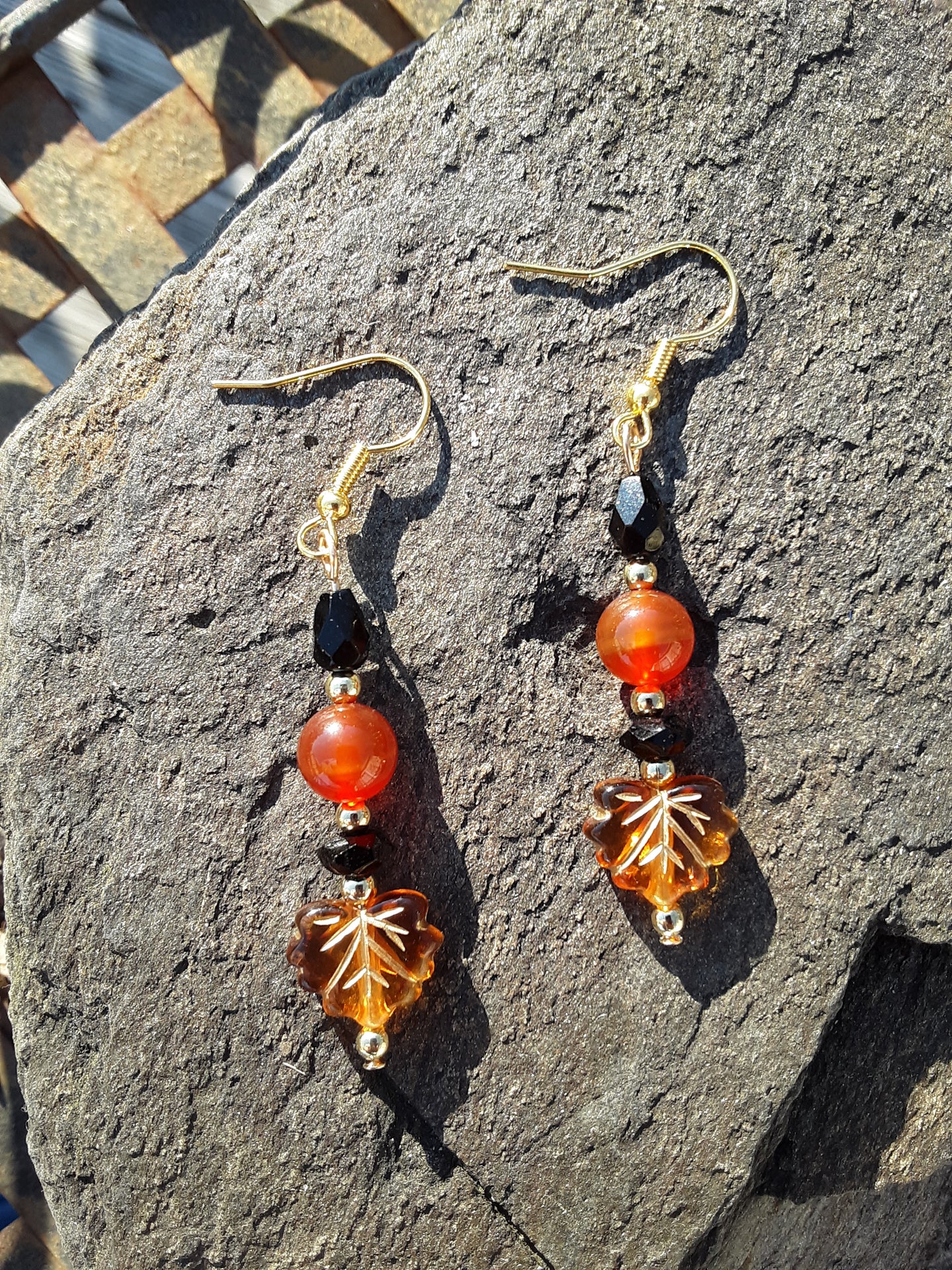 Carnelian and leaves earrings